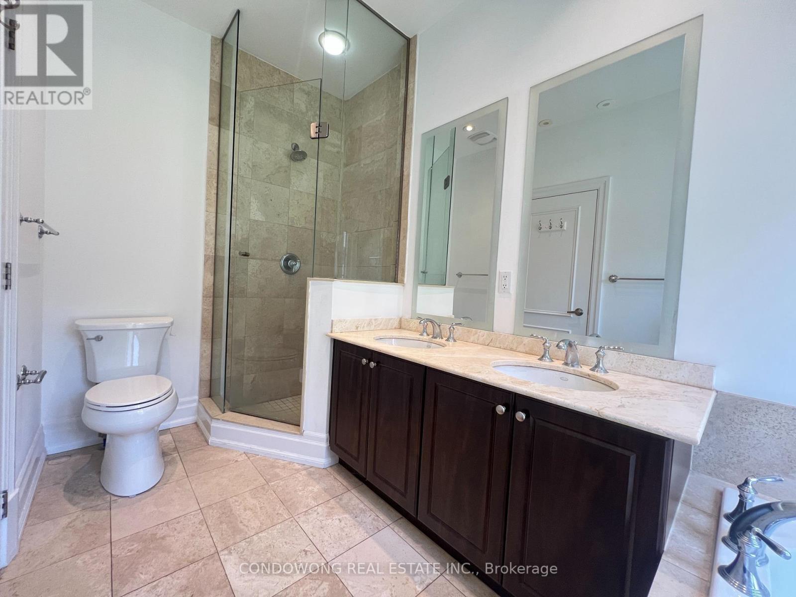 Photo 3 of 612 53 York Mills Road, Toronto ON