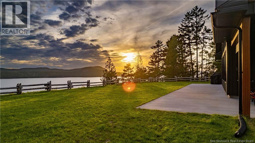 Photo 13 of 15 Bluff Road, Utopia NB