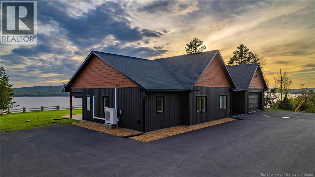 Photo 14 of 15 Bluff Road, Utopia NB