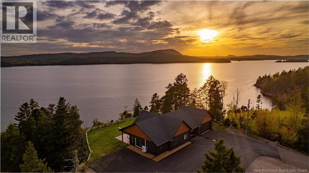 Photo 10 of 15 Bluff Road, Utopia NB