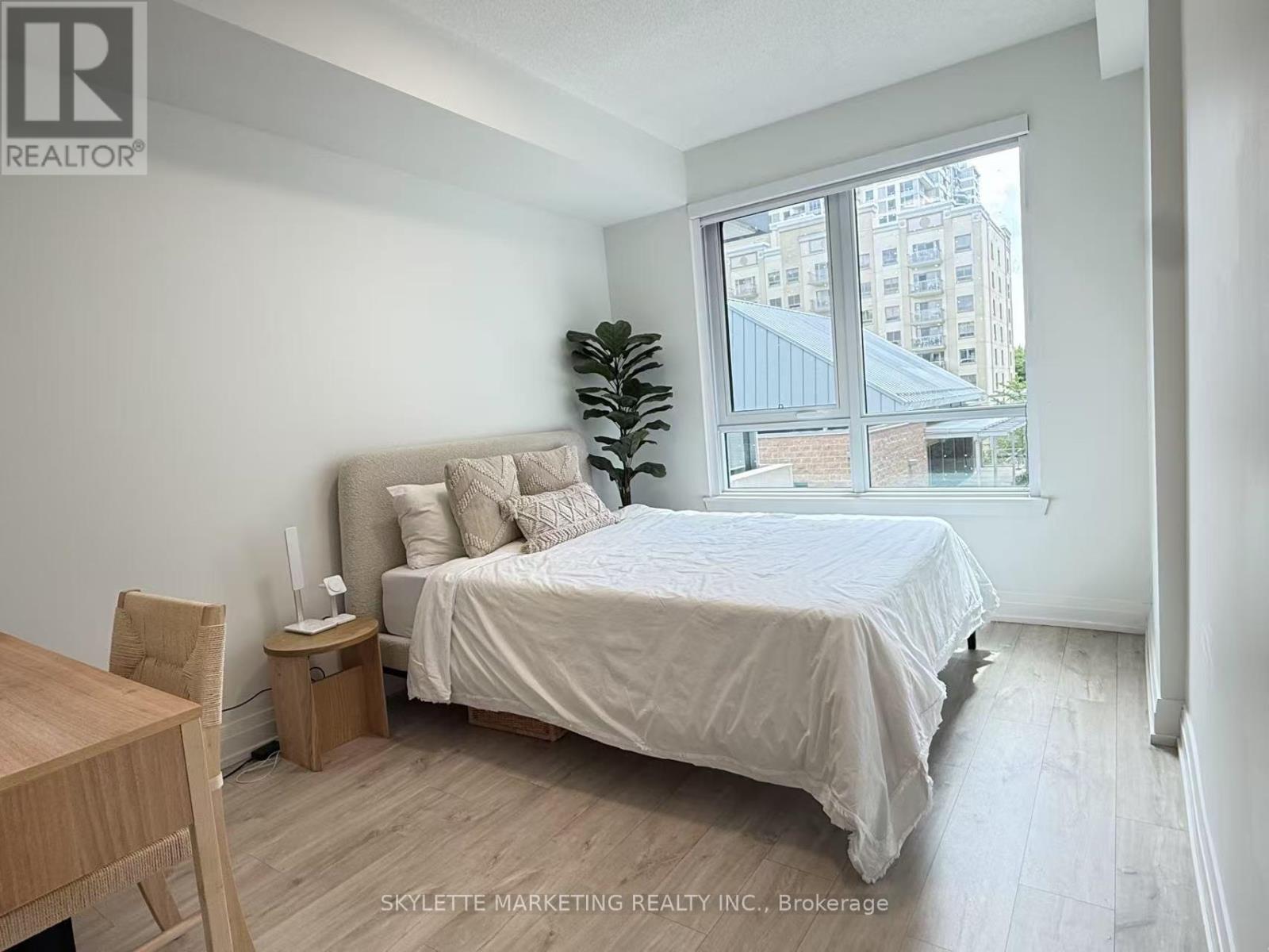 Photo 4 of 330 591 Sheppard Avenue E, Toronto ON