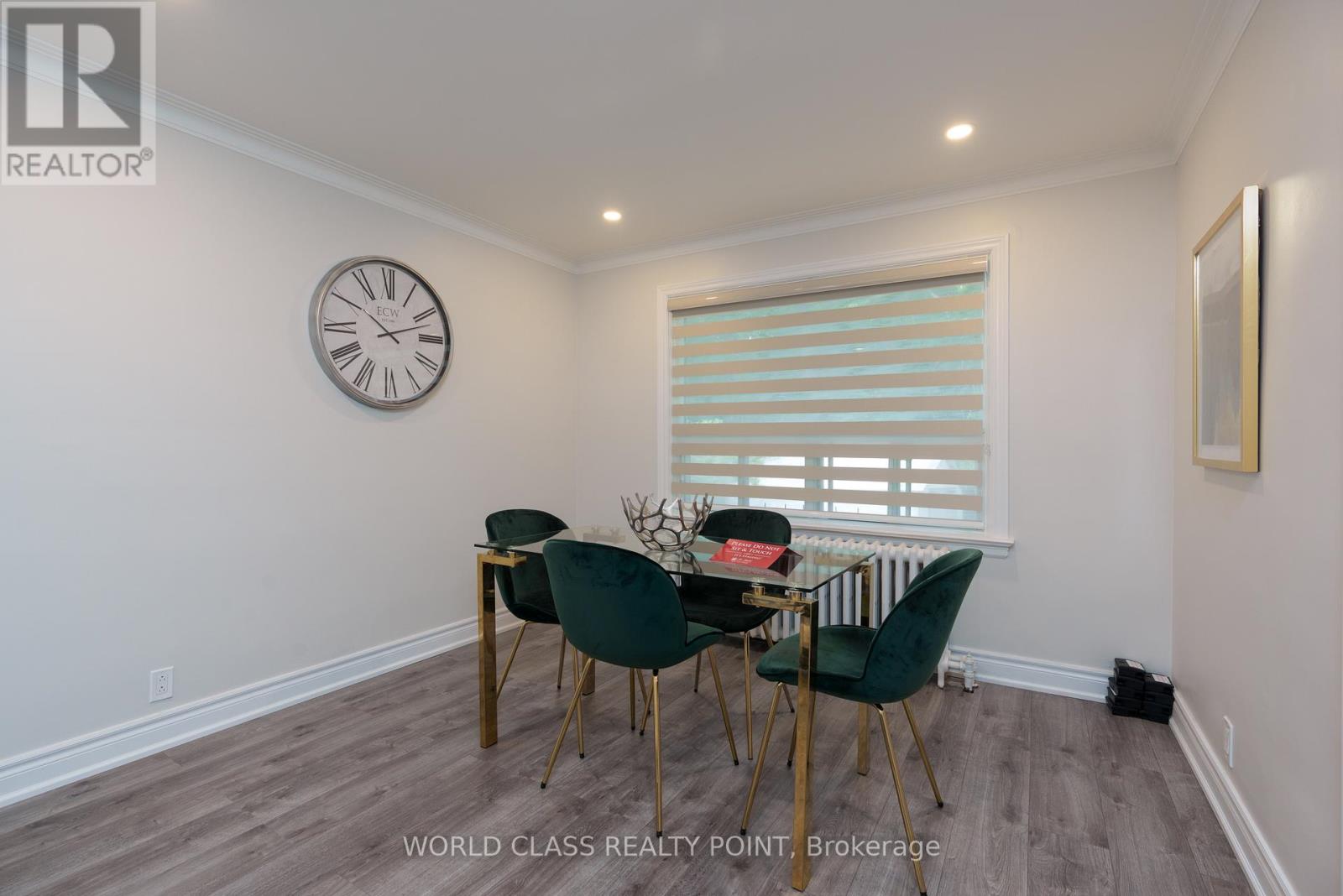 Photo 9 of 152 Ferris Road, Toronto ON