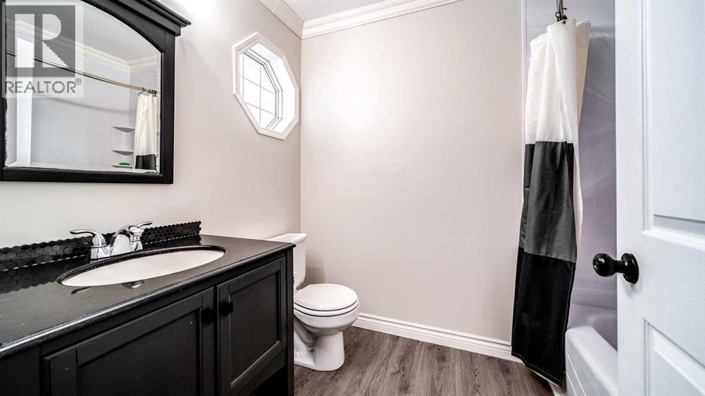 Single Family House for Sale in  Mt Aberdeen Link SE McKenzie Lake Calgary 