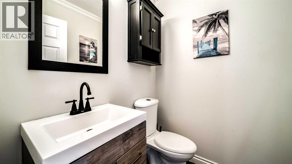 Single Family House for Sale in  Mt Aberdeen Link SE McKenzie Lake Calgary 