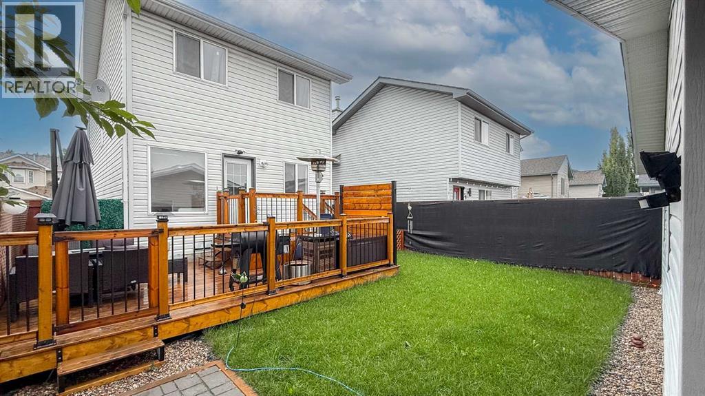 Single Family House for Sale in  Mt Aberdeen Link SE McKenzie Lake Calgary 