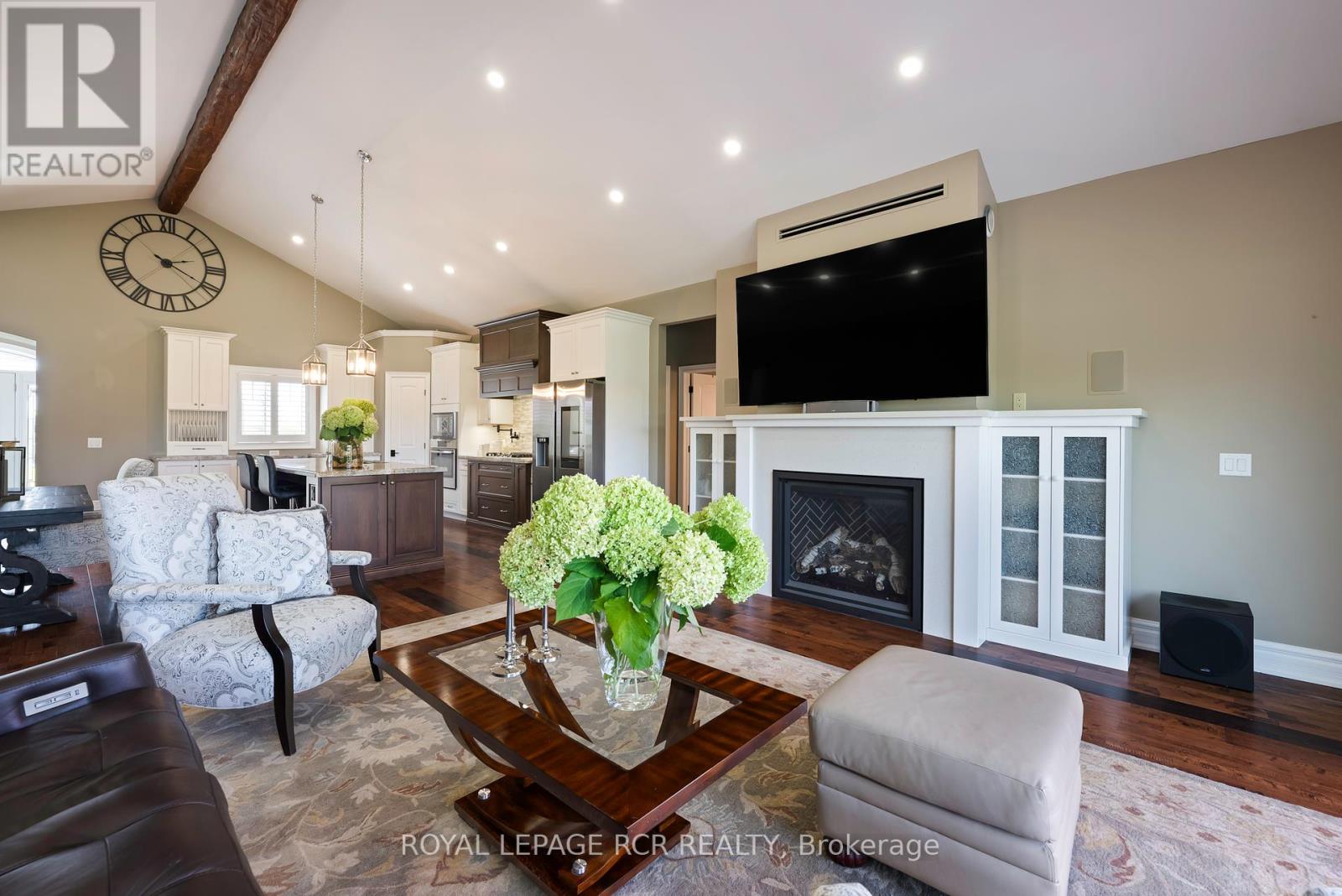Photo 32 of 676600 Centre Road, Mulmur ON