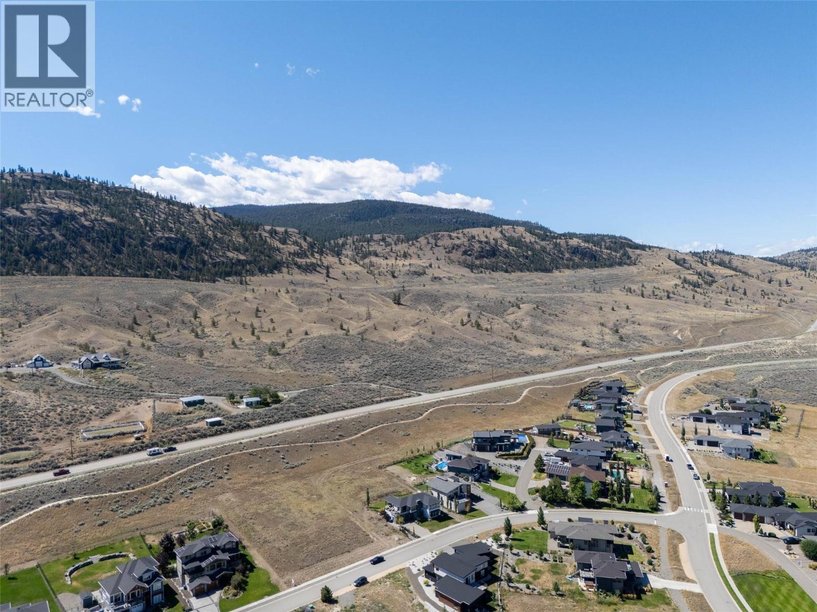 Photo 5 of 135 Cavesson Way, Kamloops BC