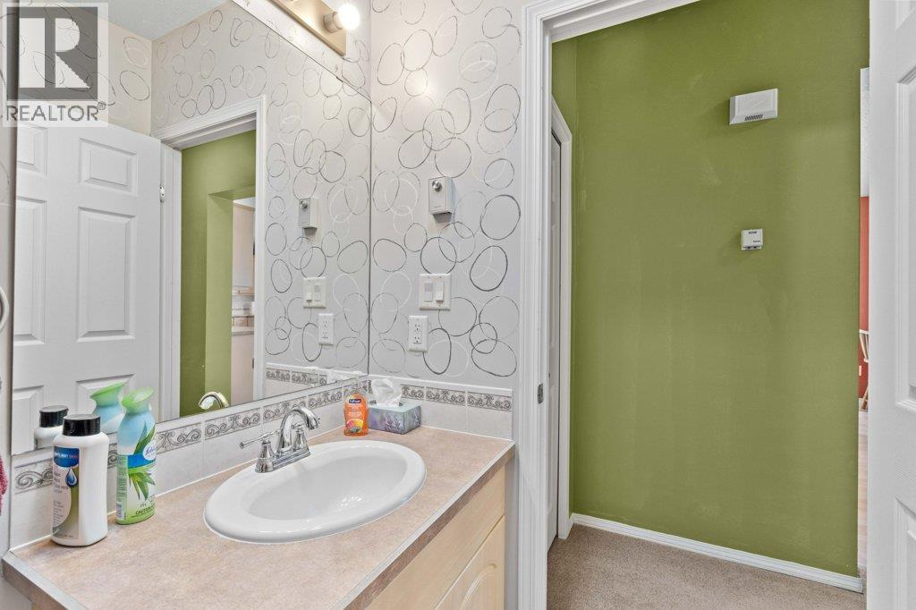 Photo 55 of 601 Beatty Avenue Nw Unit 21, Salmon Arm BC