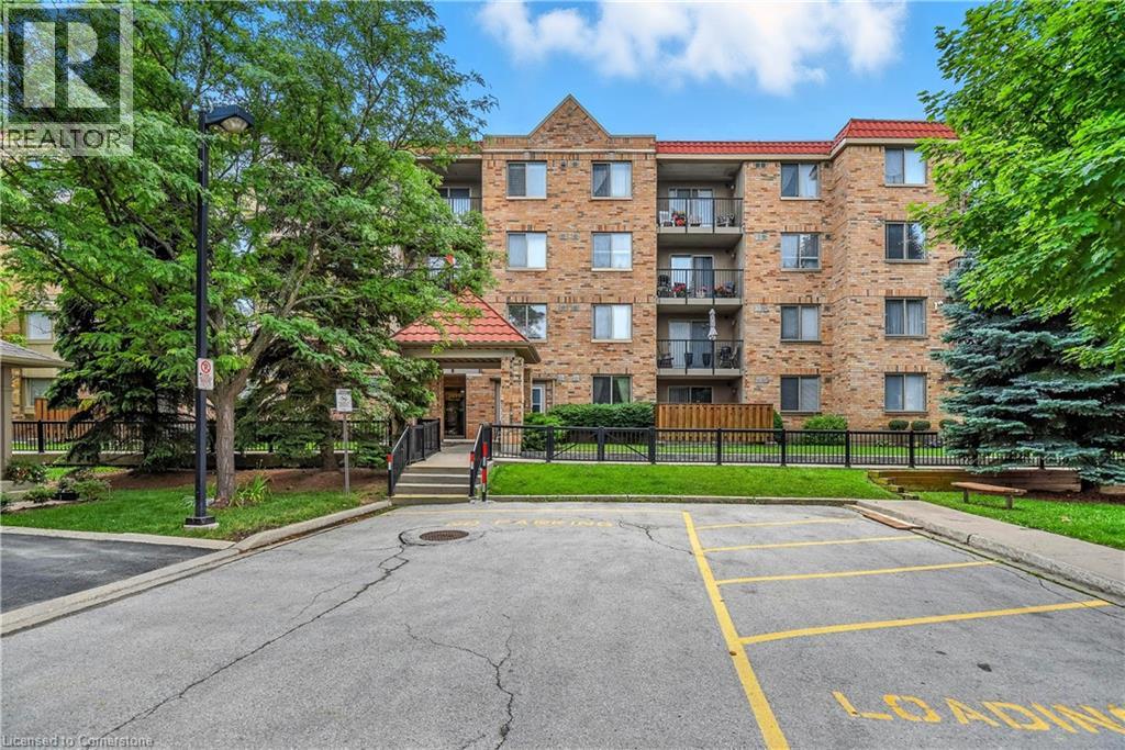 Photo 4 of 3499 Upper Middle Road Unit 404, Burlington ON