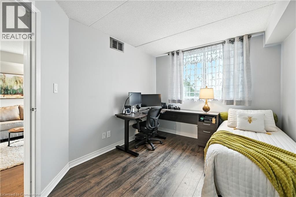 Photo 25 of 3499 Upper Middle Road Unit 404, Burlington ON