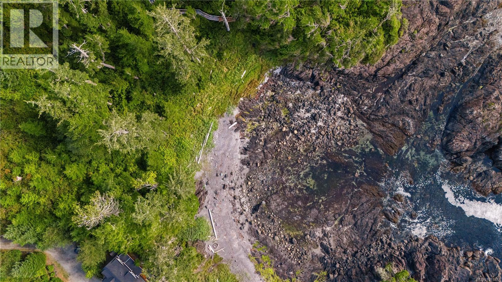 518 Marine Dr, Ucluelet