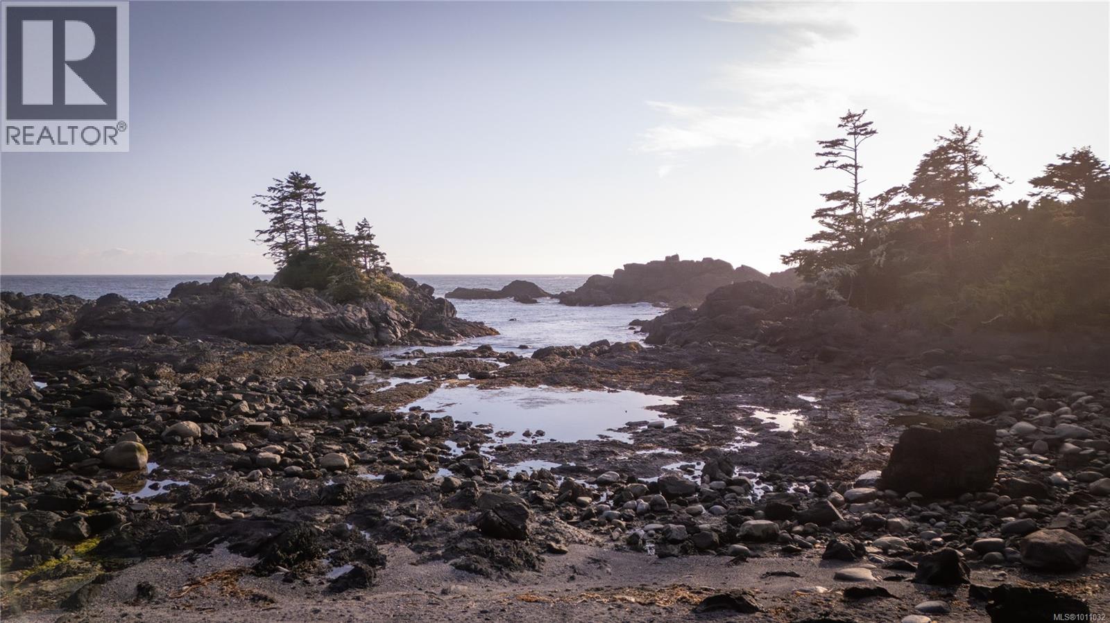 518 Marine Dr, Ucluelet