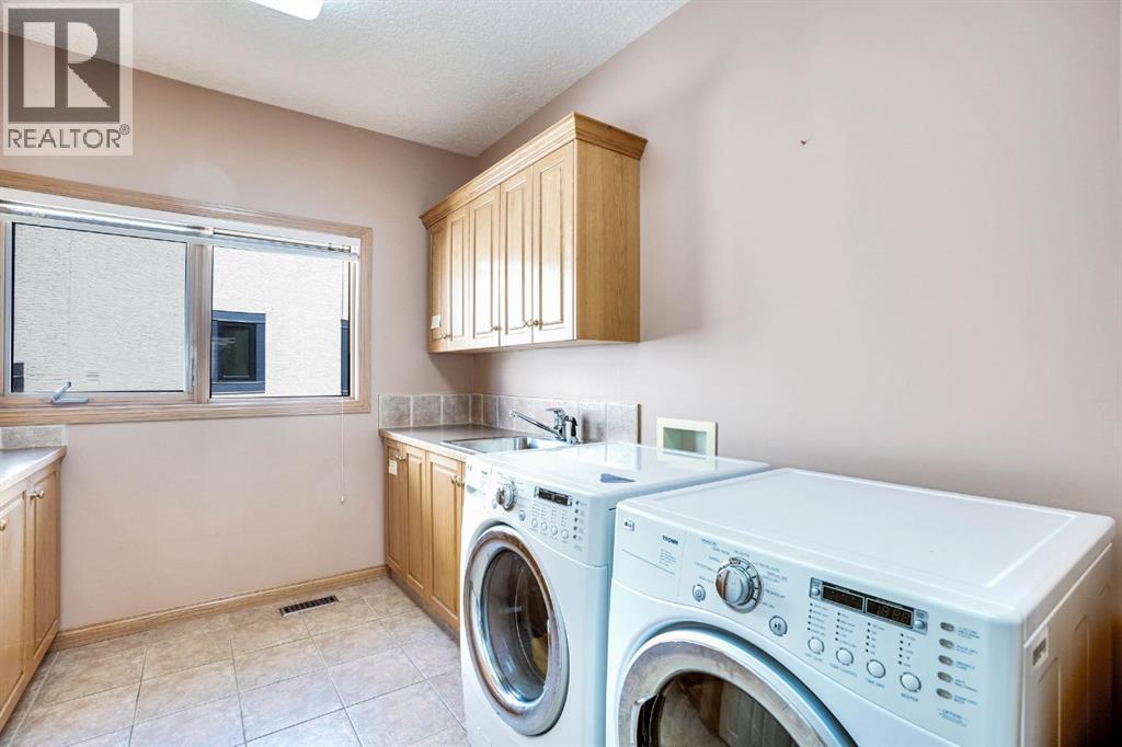 Single Family House Bungalow for Sale in  Discovery Ridge Point SW Discovery Ridge Calgary 