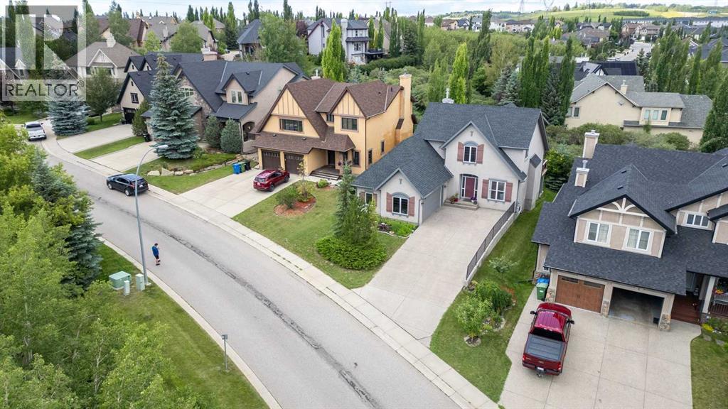 Single Family House for Sale in  Tusslewood Heights NW Tuscany Calgary 