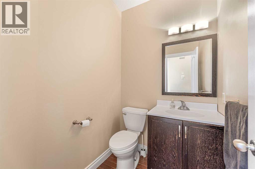 Single Family House for Sale in  Tusslewood Heights NW Tuscany Calgary 