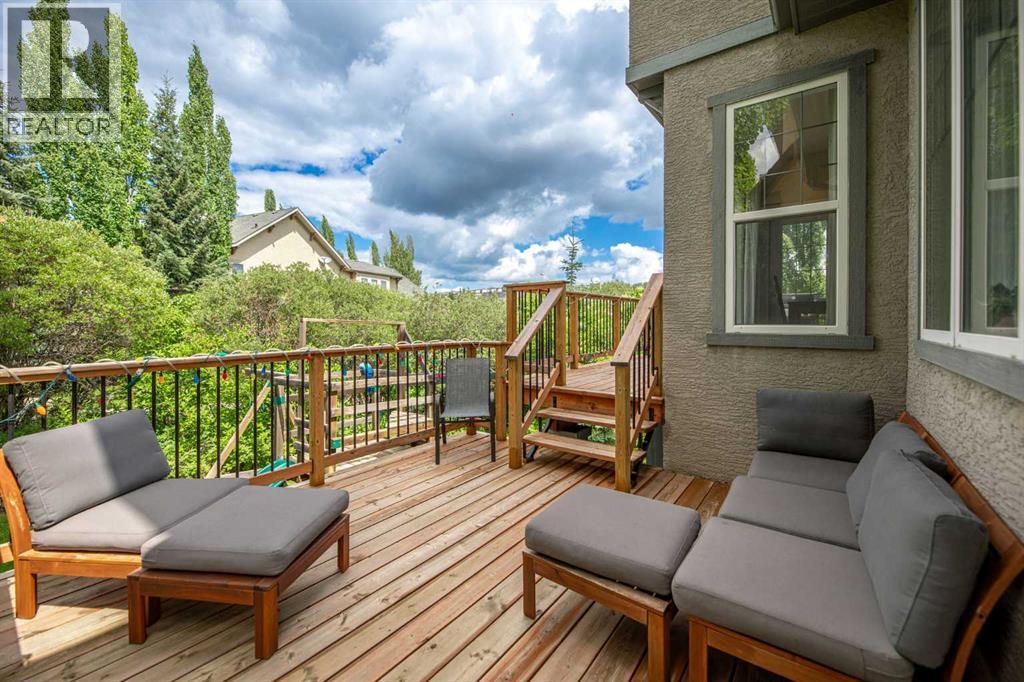 Single Family House for Sale in  Tusslewood Heights NW Tuscany Calgary 