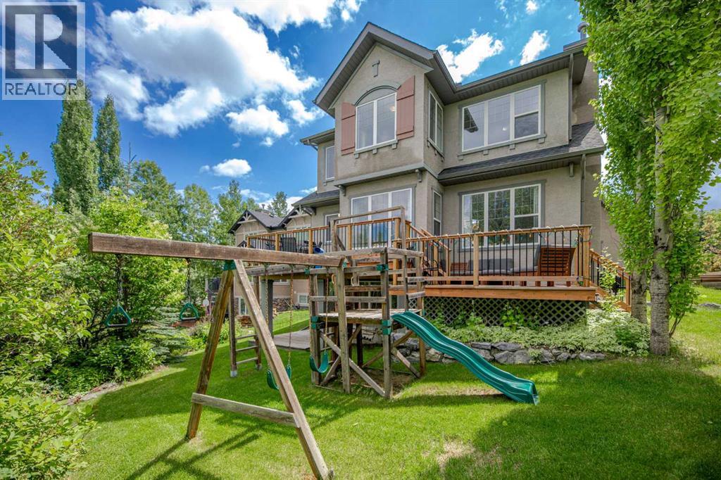 Single Family House for Sale in  Tusslewood Heights NW Tuscany Calgary 