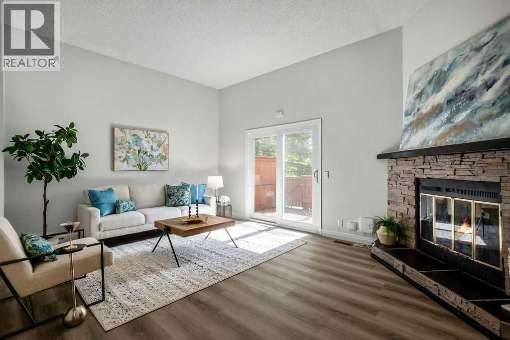 Single Family House for Sale in  Coachway Green SW Coach Hill Calgary 