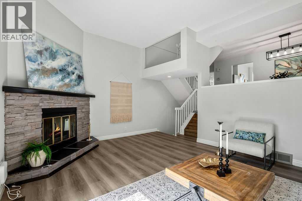 Single Family House for Sale in  Coachway Green SW Coach Hill Calgary 