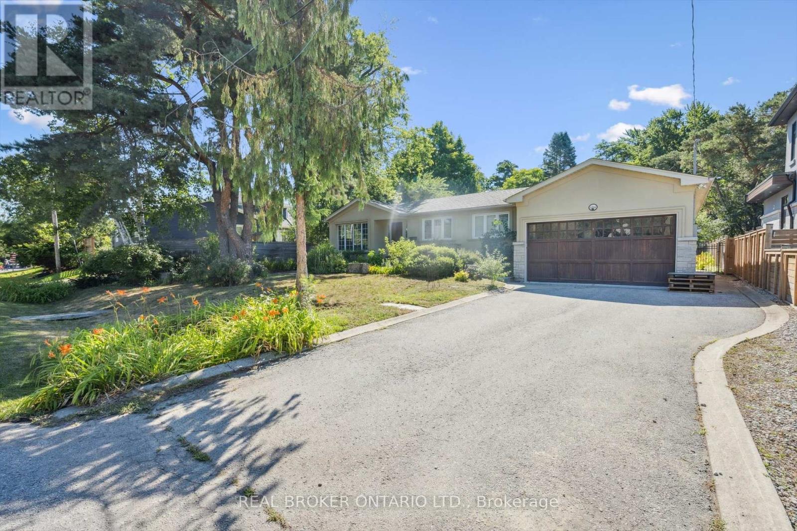 Photo 26 of 1204 Cynthia Lane, Oakville ON