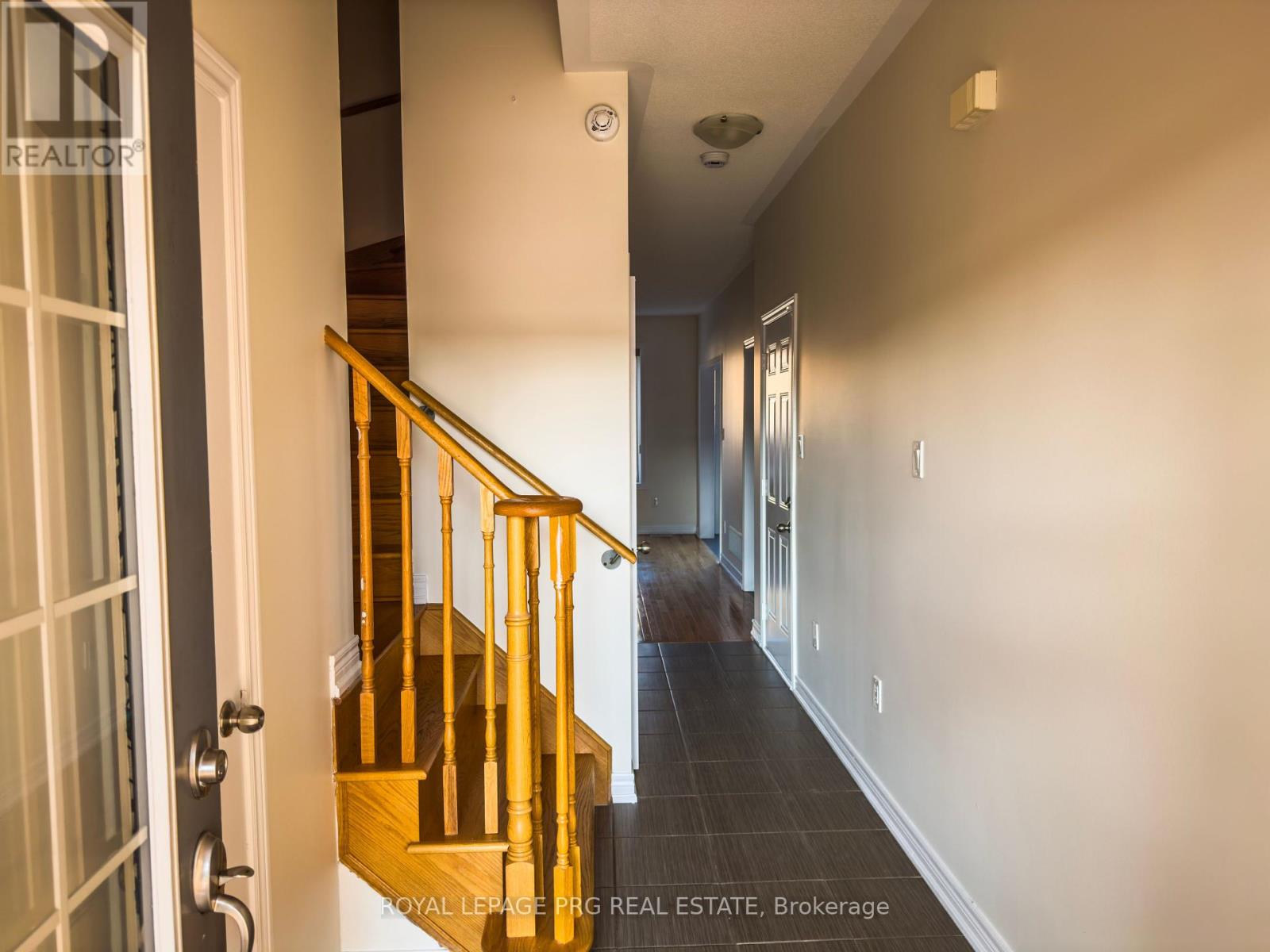 Photo 2 of 144 Sussexvale Drive, Brampton ON