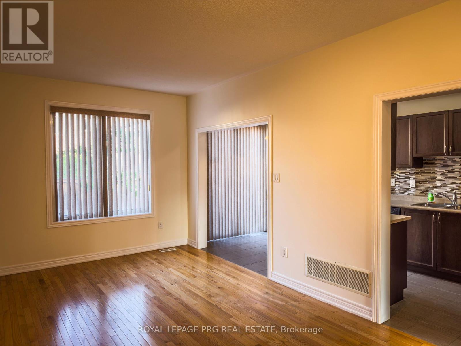 Photo 23 of 144 Sussexvale Drive, Brampton ON