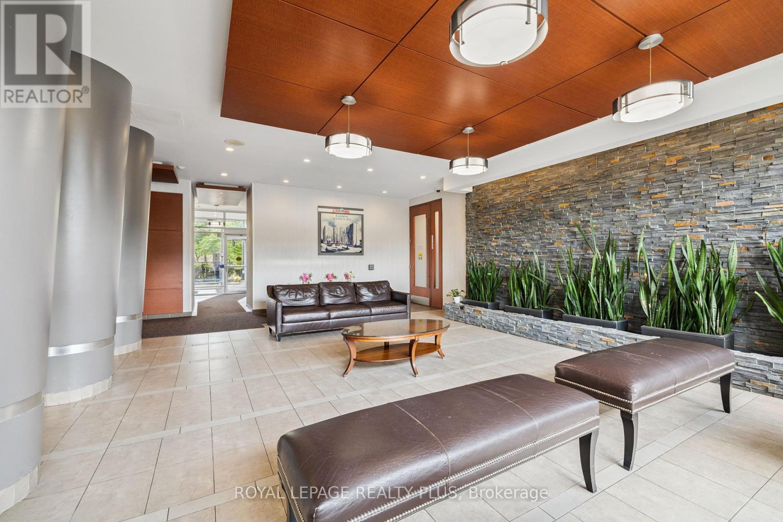 Photo 27 of 712 50 Kingsbridge Garden Circle, Mississauga ON
