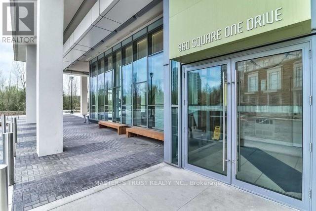 Photo 2 of 3108 360 Square One Drive, Mississauga ON