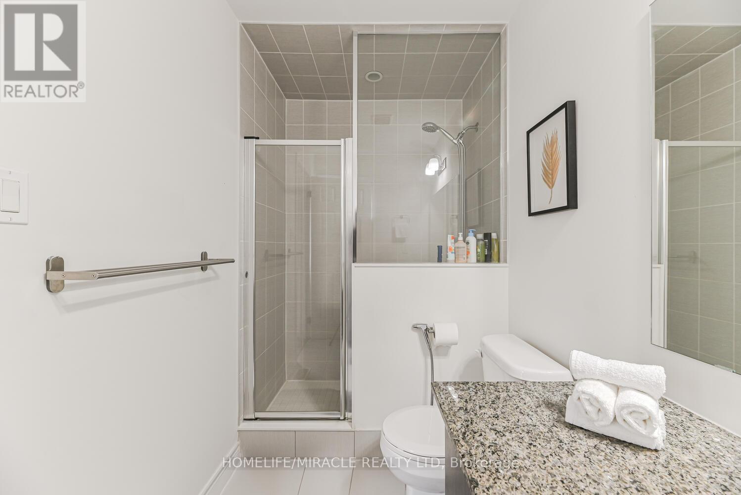 Photo 5 of 443 Henderson Way, Shelburne ON
