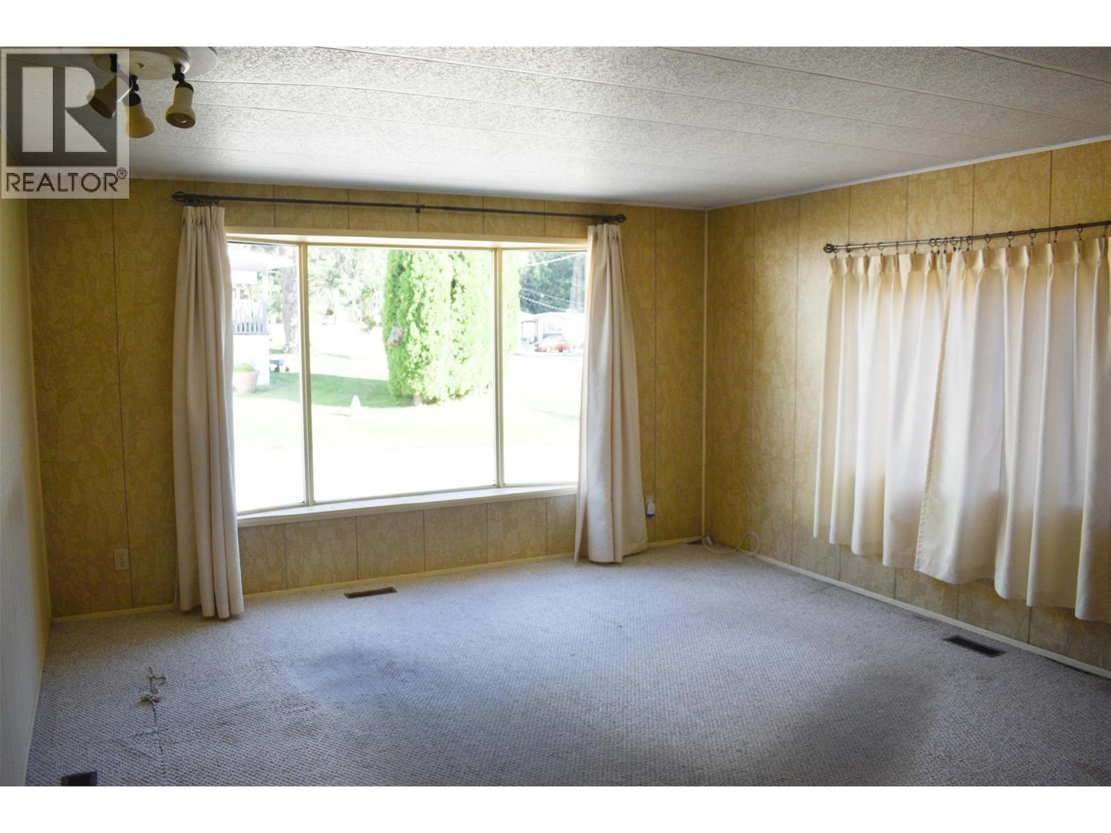 #1 150 TAMARAC AVENUE - 10