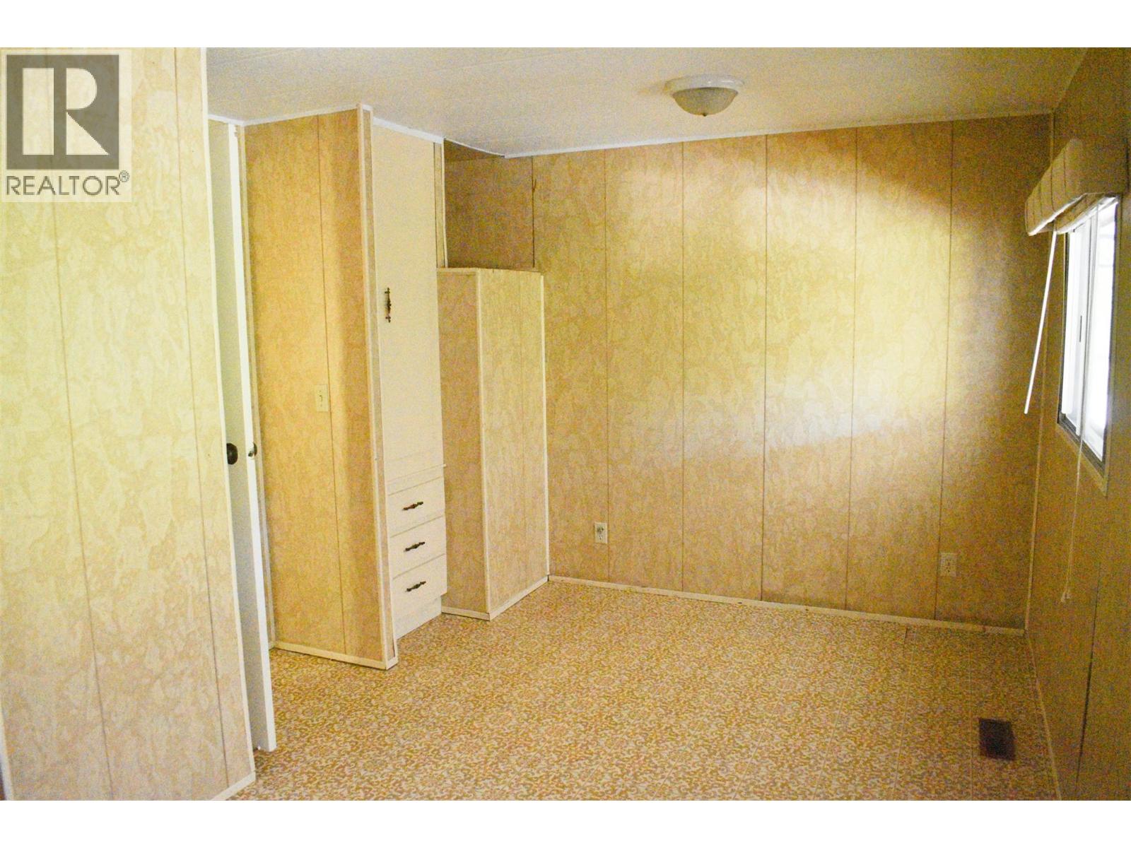 #1 150 TAMARAC AVENUE - 16