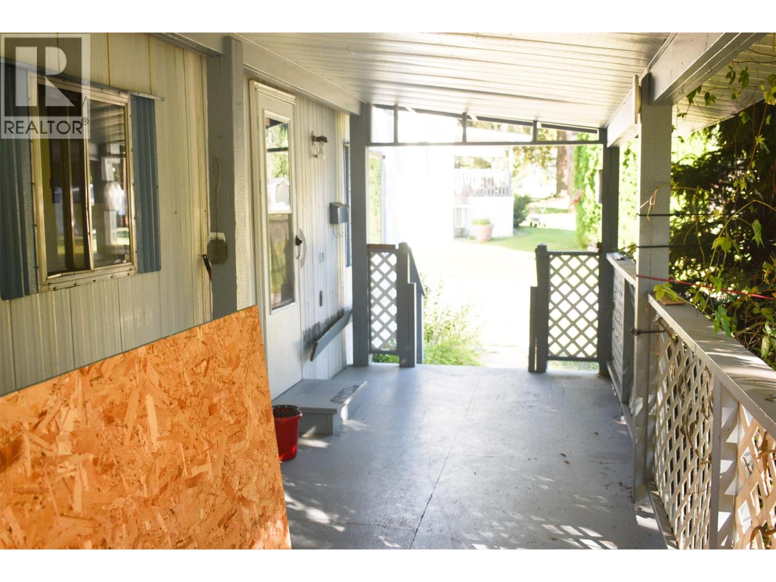 #1 150 TAMARAC AVENUE - 6