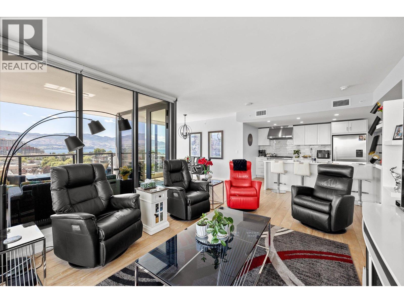 902 485 Groves Avenue, Kelowna