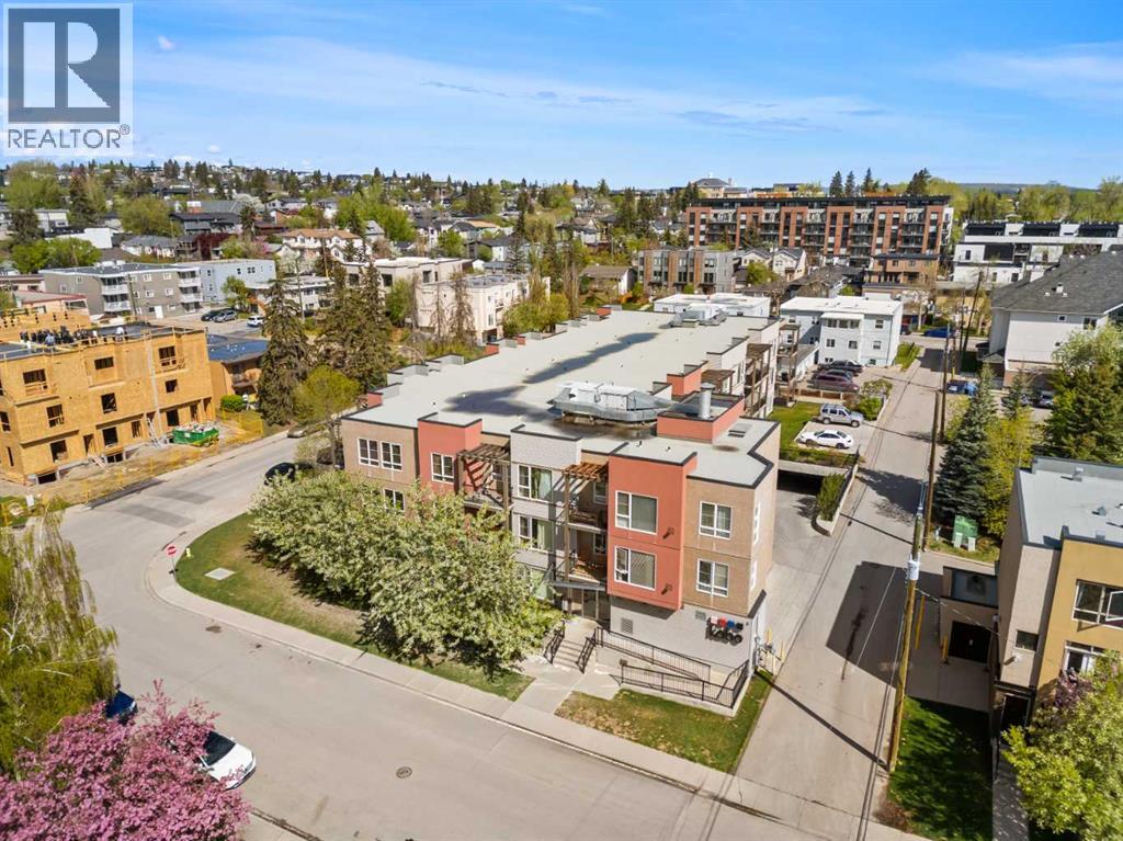 Single Family House for Sale in   A Street SW Altadore Calgary 