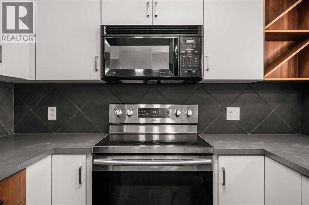 Single Family House for Sale in   A Street SW Altadore Calgary 