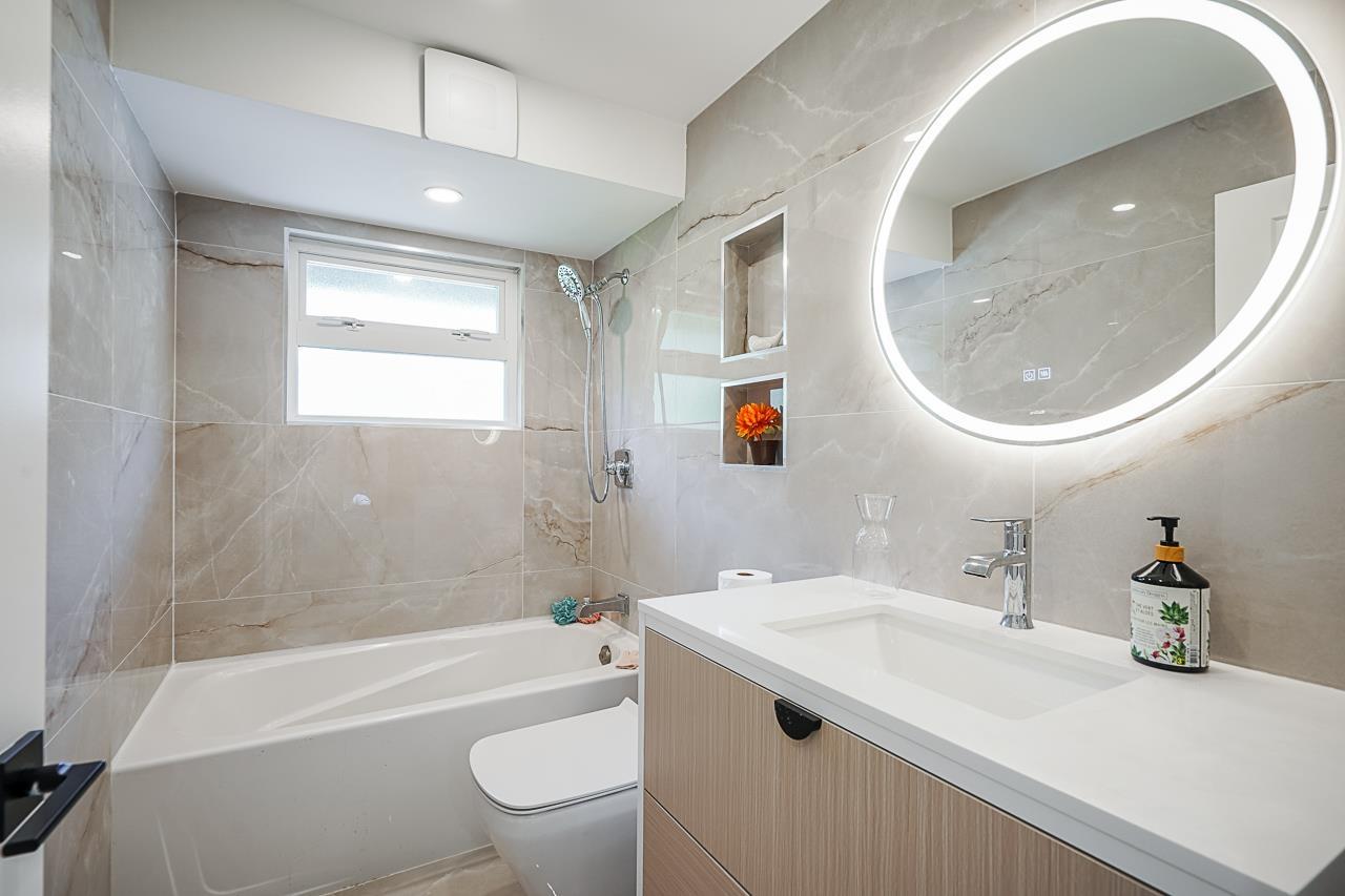 Photo 10 of 10993 Mcadam Road, Delta BC