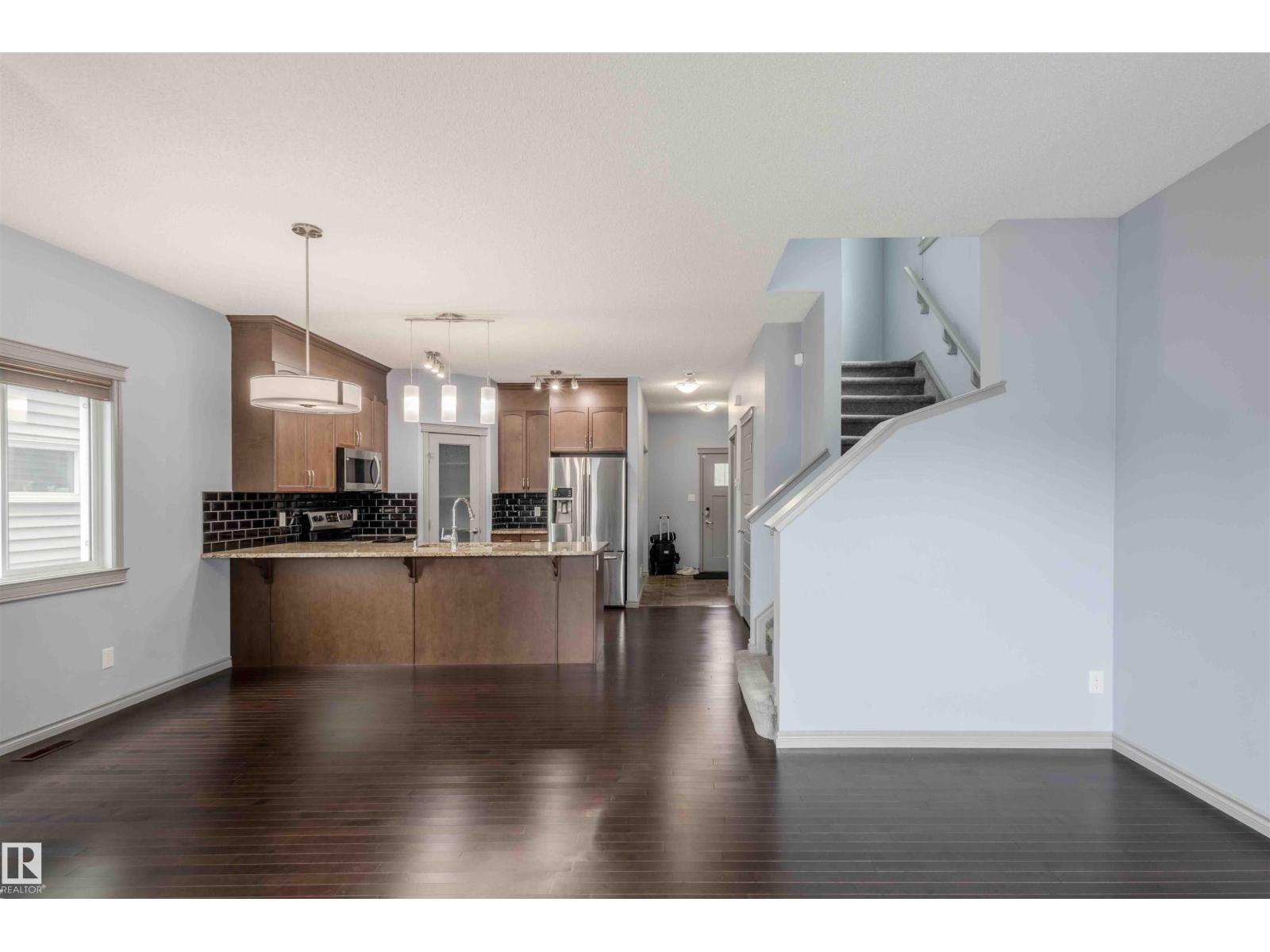 Photo 9 of 3543 Weidle Wy Sw Sw, Edmonton AB
