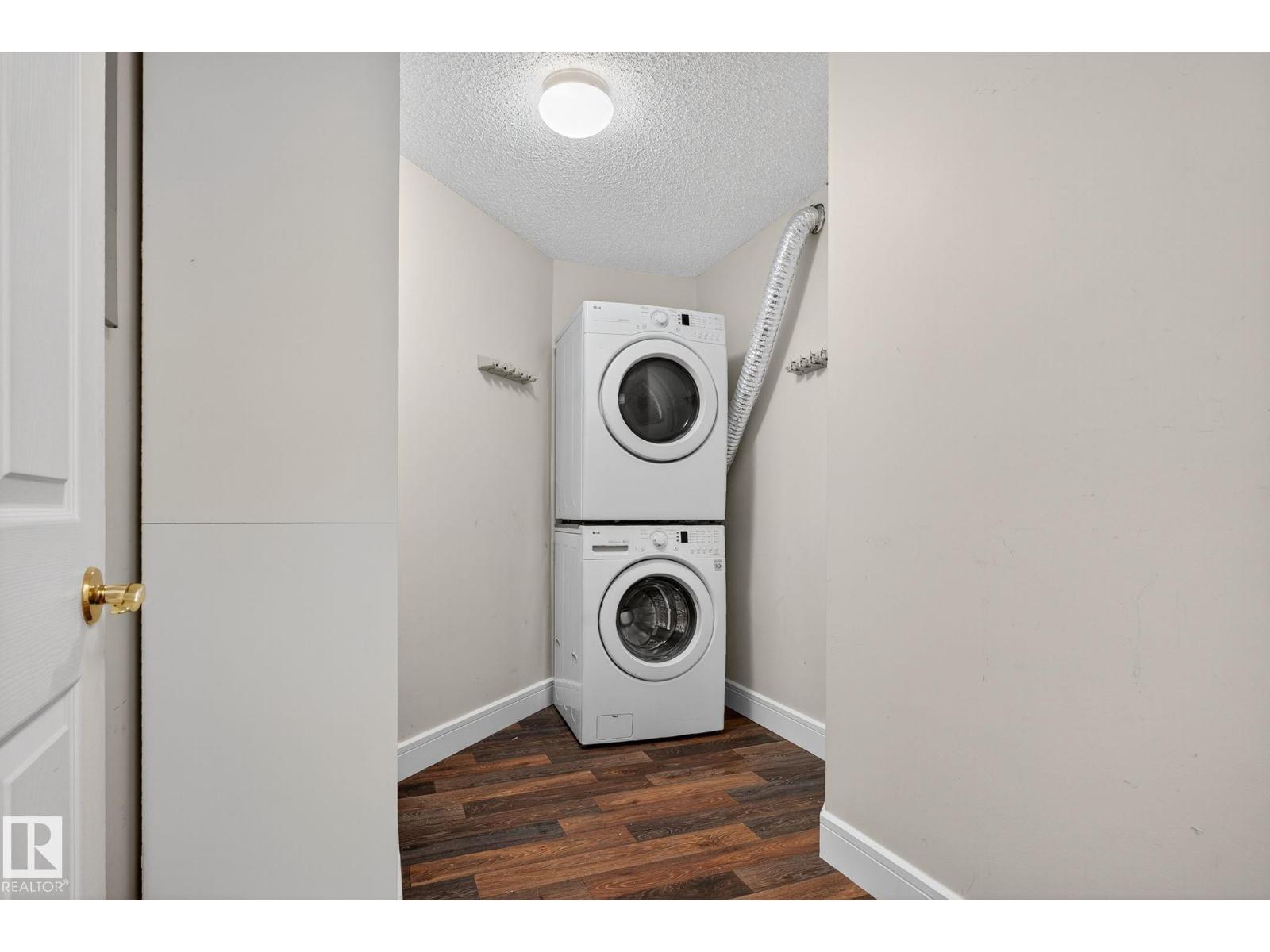 Photo 1 of 405 11716 100 Av Nw, Edmonton AB