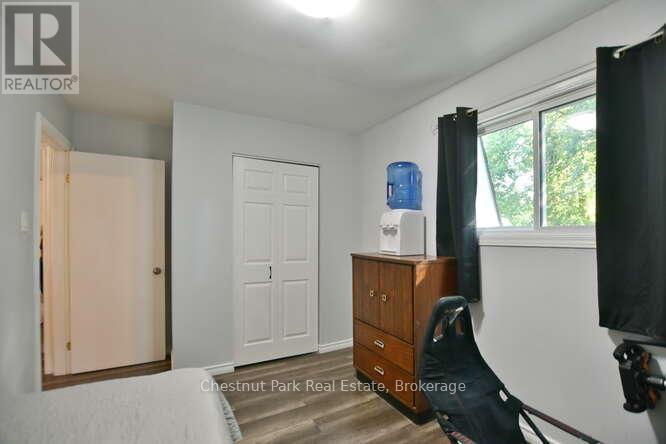 Photo 14 of 83 Katherine Street, Collingwood ON