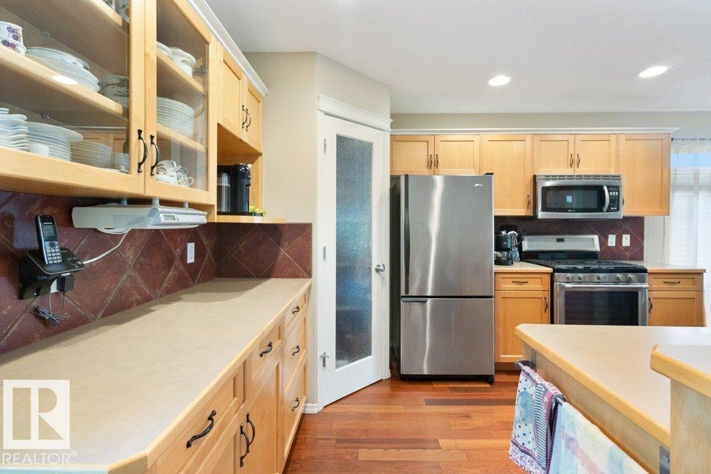 Photo 12 of 55 Ridgehaven Cr, Sherwood Park AB