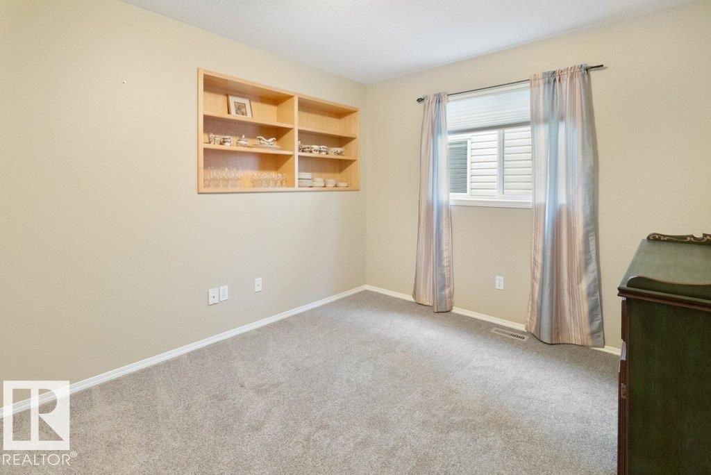 Photo 18 of 55 Ridgehaven Cr, Sherwood Park AB