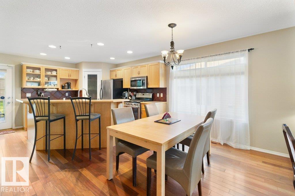 Photo 8 of 55 Ridgehaven Cr, Sherwood Park AB