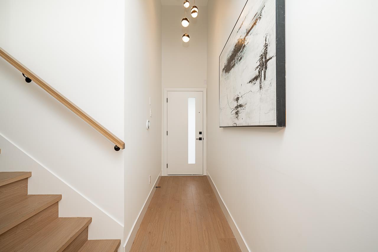 Photo 33 of 1 2525 156 Street, Surrey BC