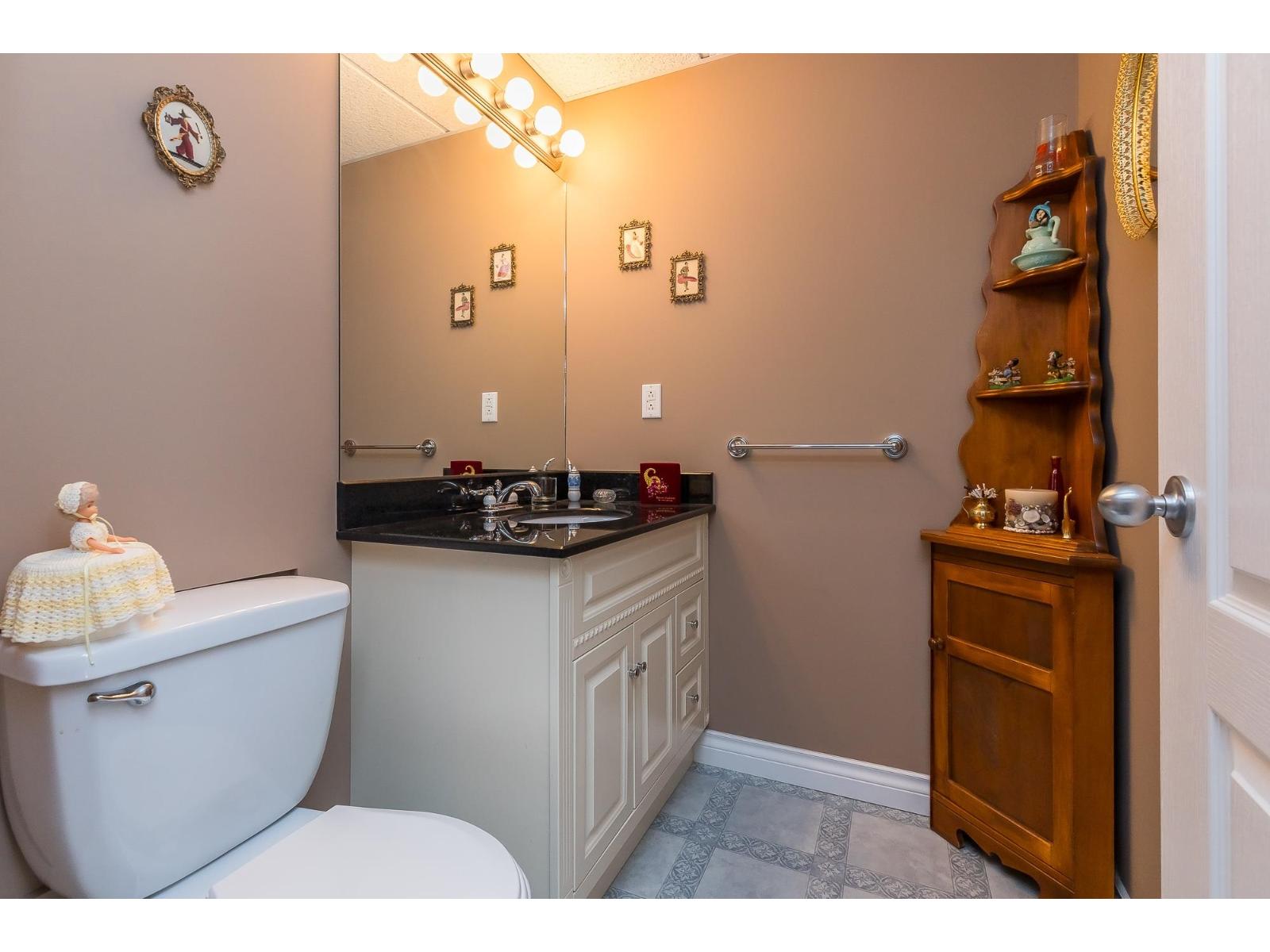 Photo 39 of 32415 Badger Avenue, Mission BC