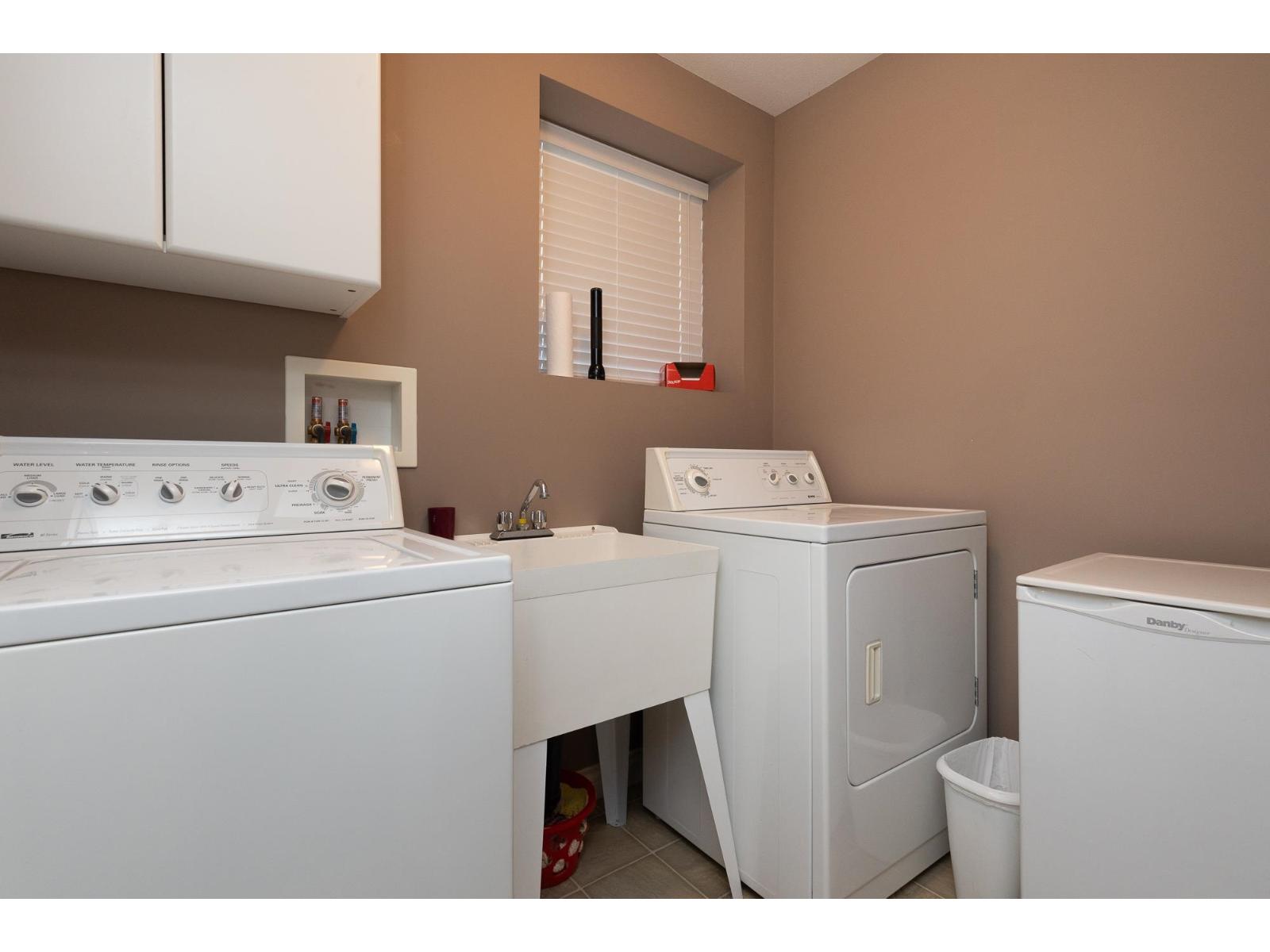 Photo 40 of 32415 Badger Avenue, Mission BC