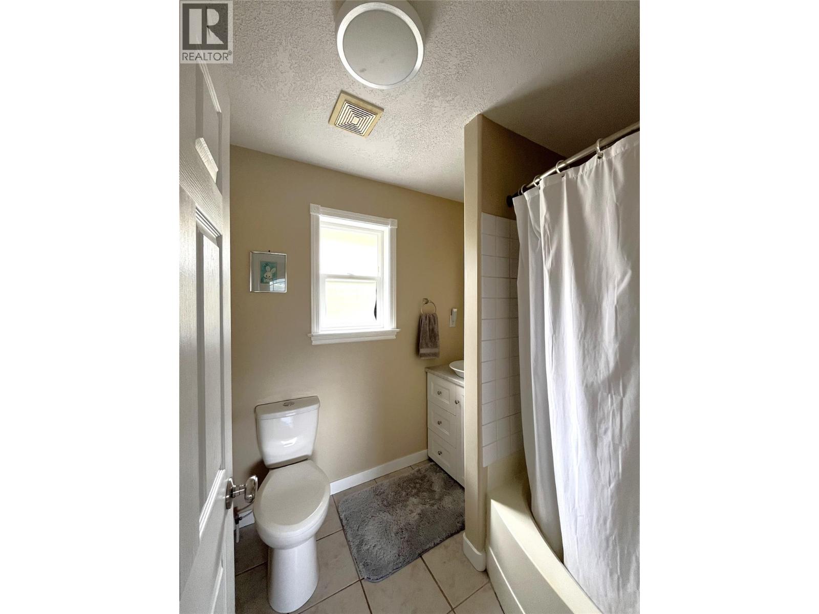 4425 Strawberry Heights Road, Kamloops