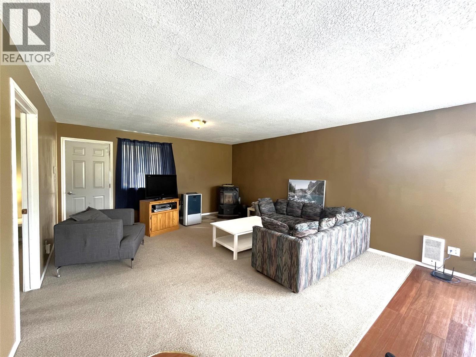 4425 Strawberry Heights Road, Kamloops