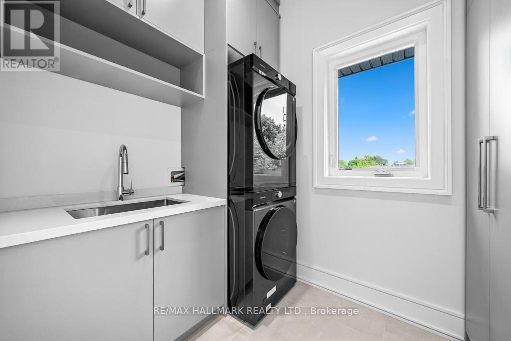 Photo 28 of 215 Northwood Drive, Toronto ON
