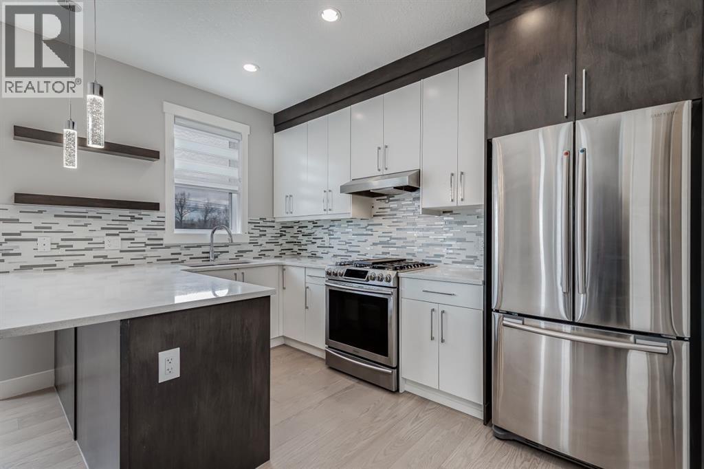 Single Family House for Sale in   Avenue SW Shaganappi Calgary 