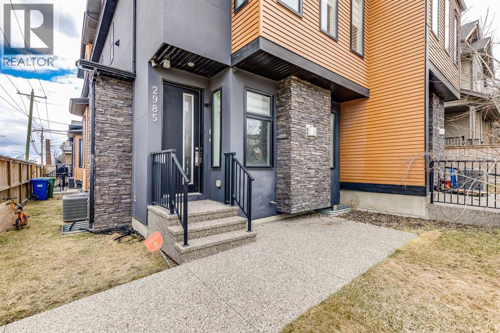 Single Family House for Sale in   Avenue SW Shaganappi Calgary 